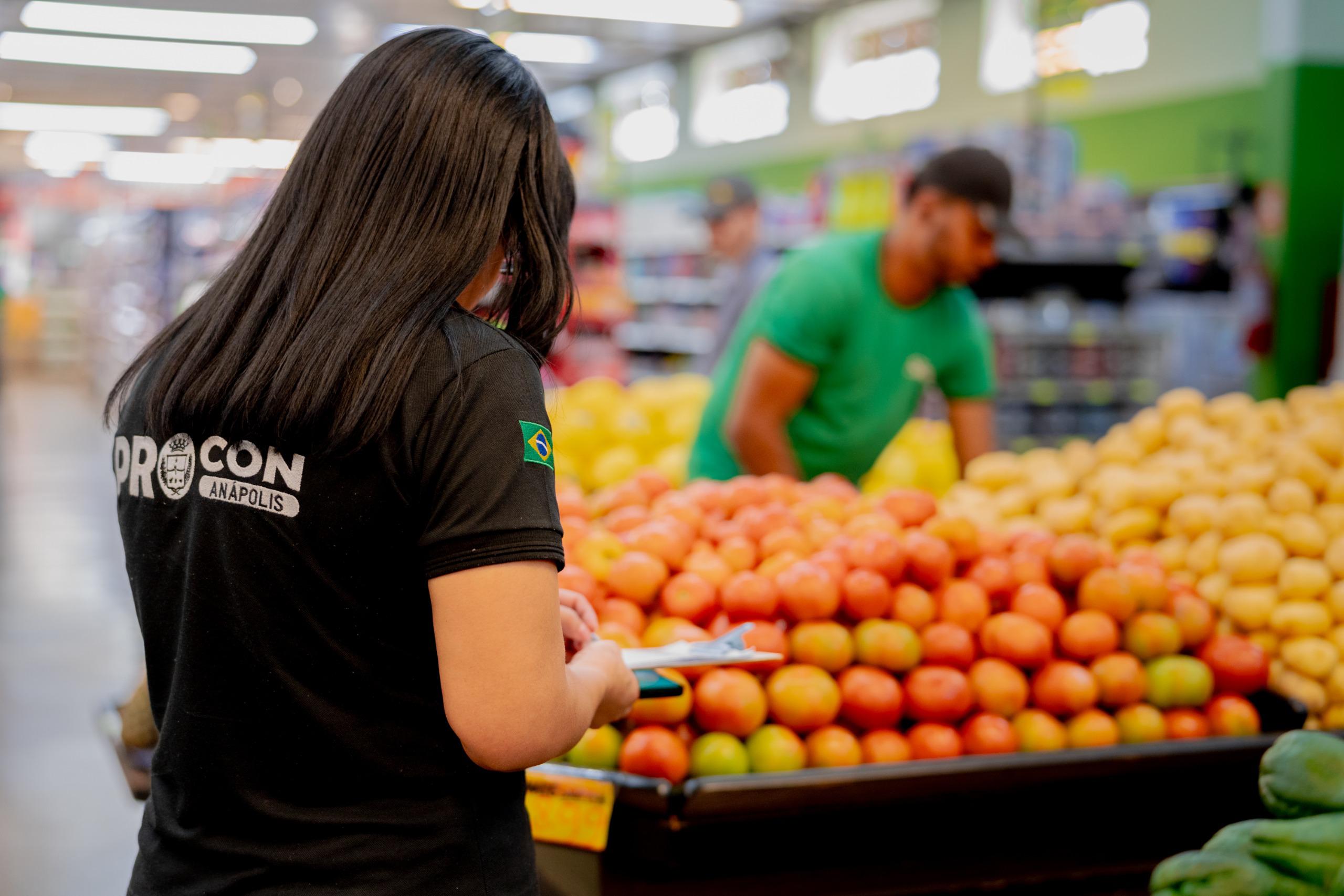 Quiabo com diferença de até 301%: pesquisa do Procon mostra onde economizar em Anápolis