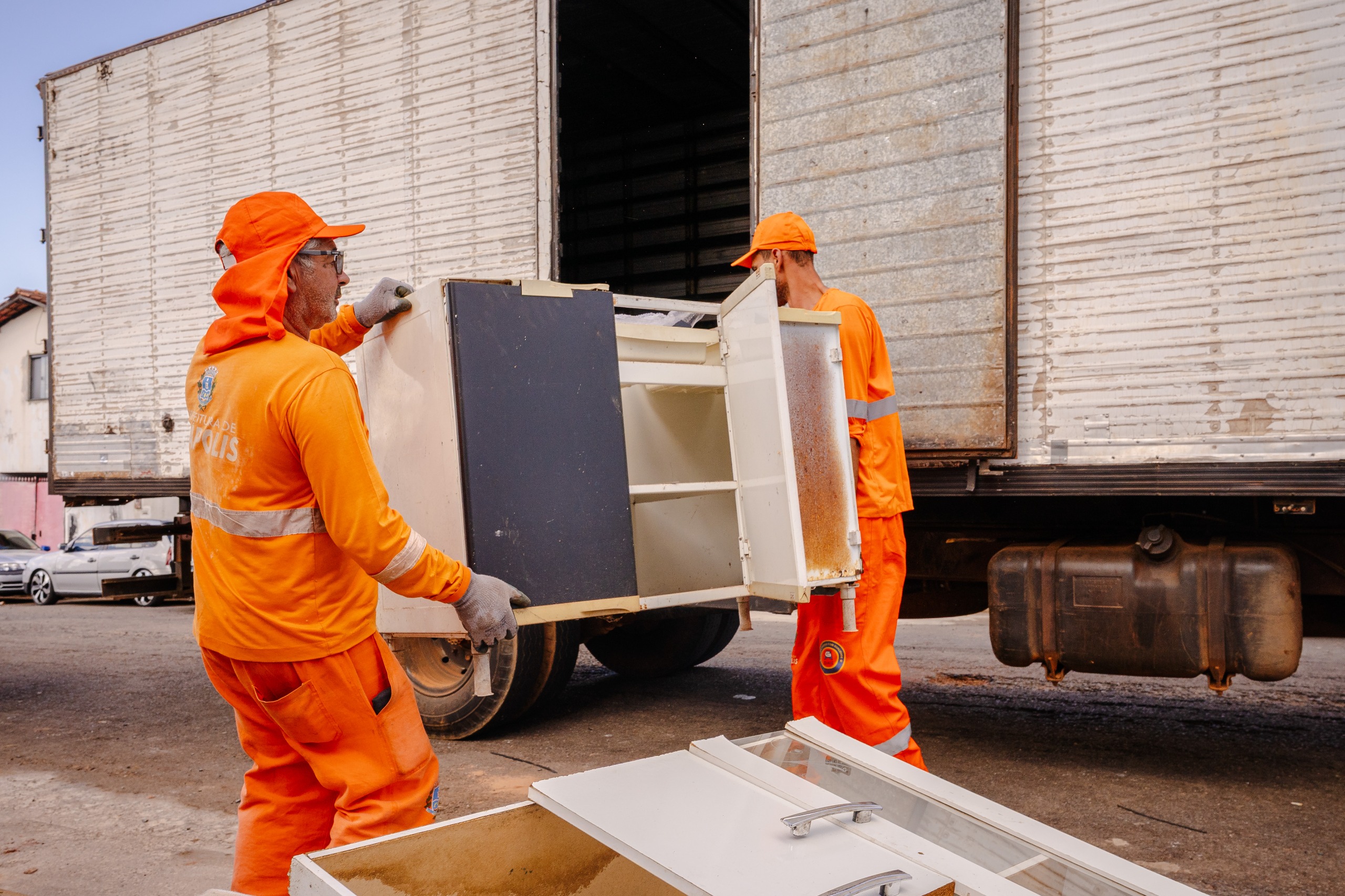 Cata-Treco em Anápolis: veja como agendar e quais itens podem ser recolhidos