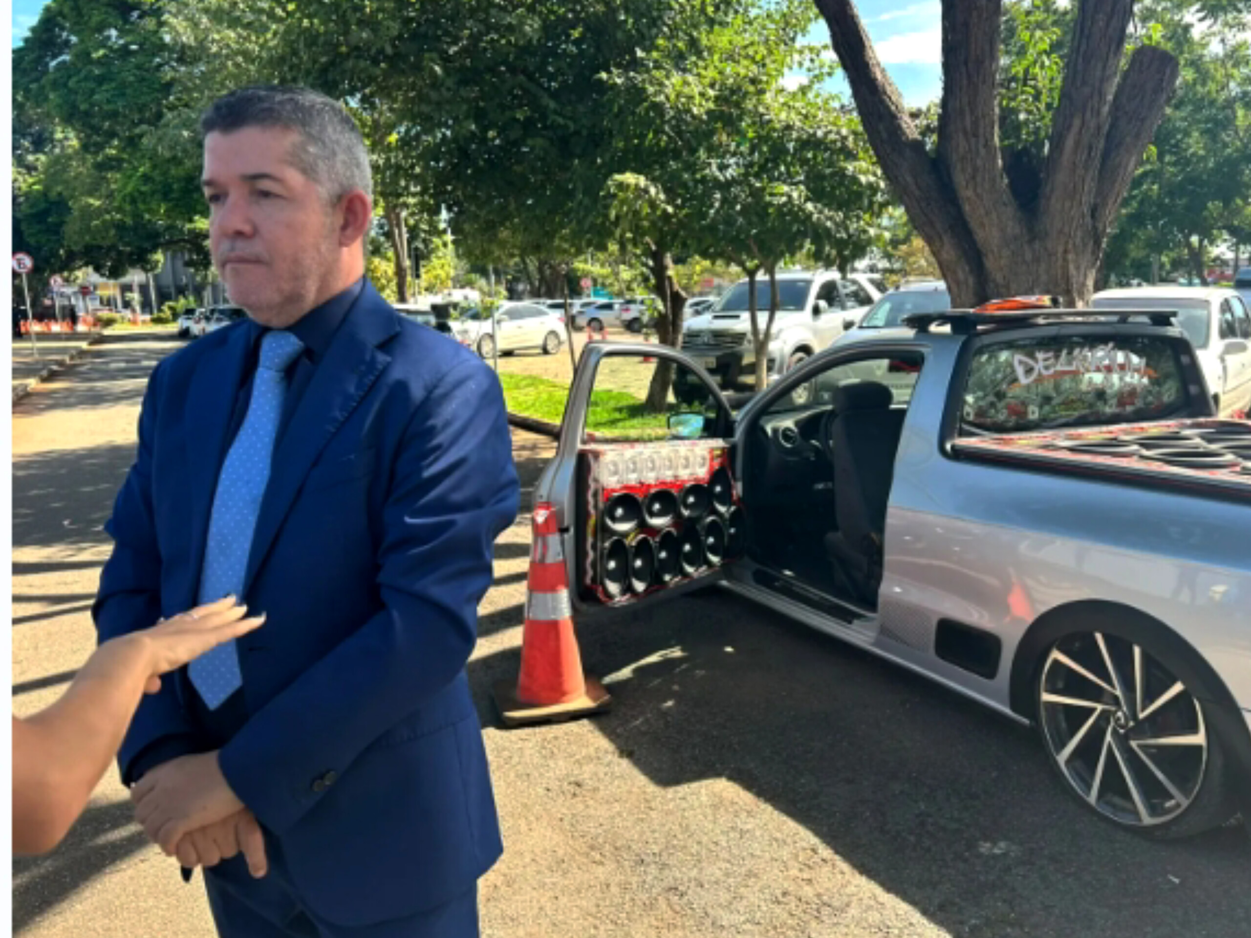 Detran explica como regularizar som automotivo em veículos em Goiás