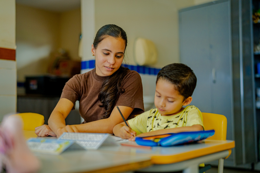 Prefeitura convoca 50 cuidadores para reforçar atendimento nas escolas de Anápolis