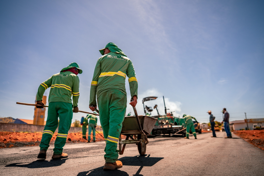 Prefeitura intensifica serviços urbanos em diversos bairros de Anápolis 