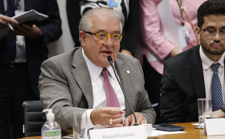 Comissão aprova programa para modernizar e valorizar a produção de gesso no Brasil